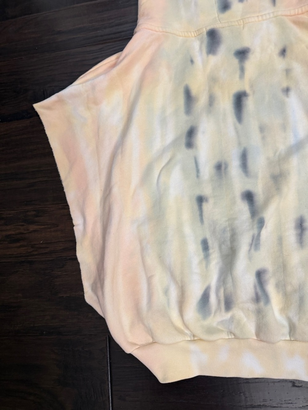 Young Fabulous & Broke hoodie Pastel Peach Tie-Dye Sleeveless - Picture 10 of 10